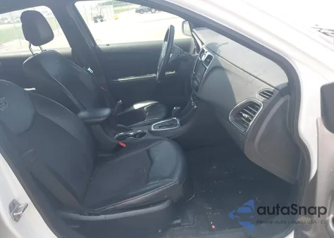 2011 Chrysler 200 S из США, поврежденный, VIN 1C3BC8FG3BN624341